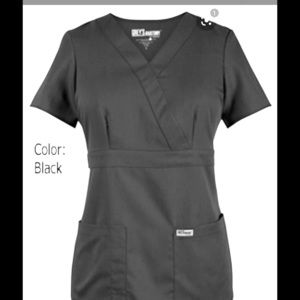 Greys Anatomy Black Mock Wrap Scrub Top🖤🖤
